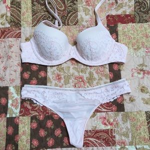 Bra and panty set